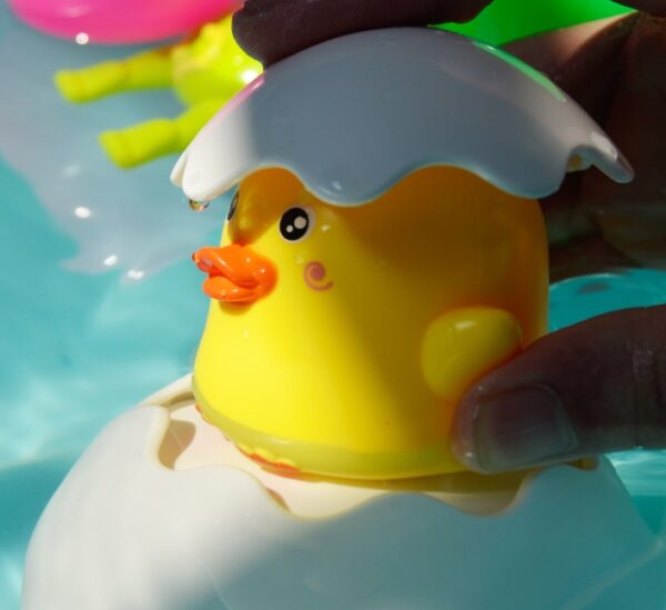 Bath Toy Raining Cloud Duck Egg - Image 3